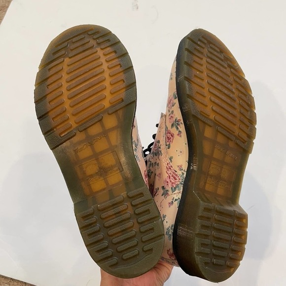 Rare Dr. Martens 1460 Vintage rose Cream floral leather lace up eye boots 7 - Picture 10 of 12